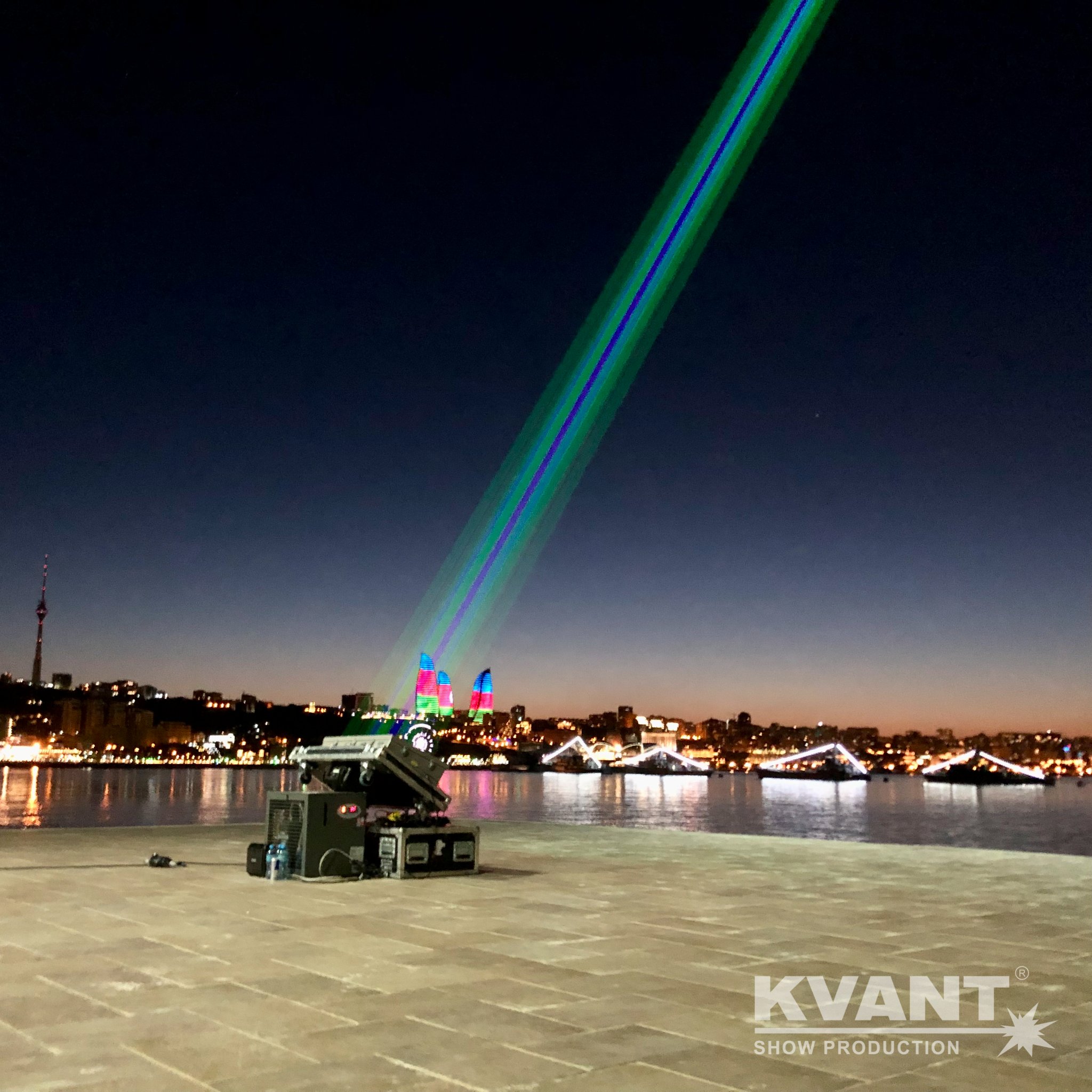 KVANT 300W天空激光燈