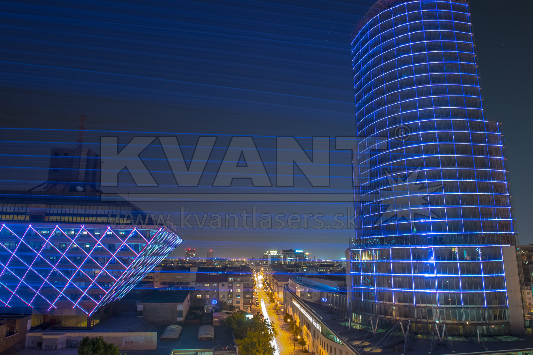 KVANT Spectrum 30W 戶外彩色激光燈